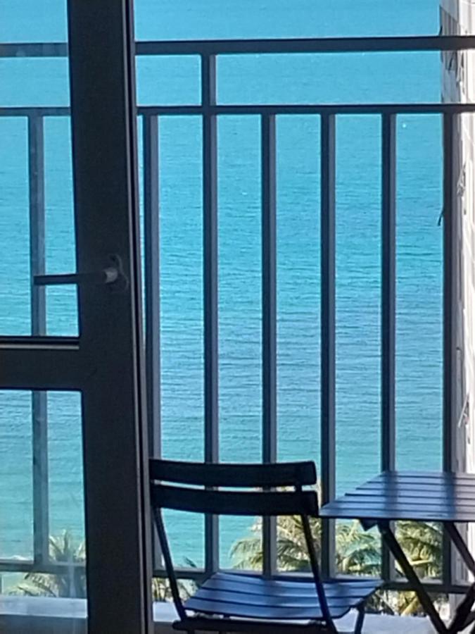 Le Basile - Seaview Apartment Nha Trang Bagian luar foto